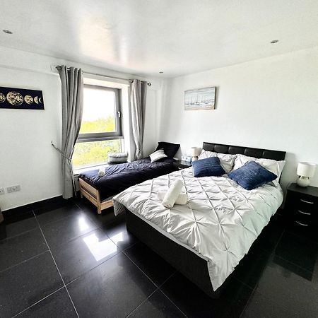 Ocean Park Apartments - Oceanfront - Free Parking And Fast Wifi 爱丁堡 外观 照片