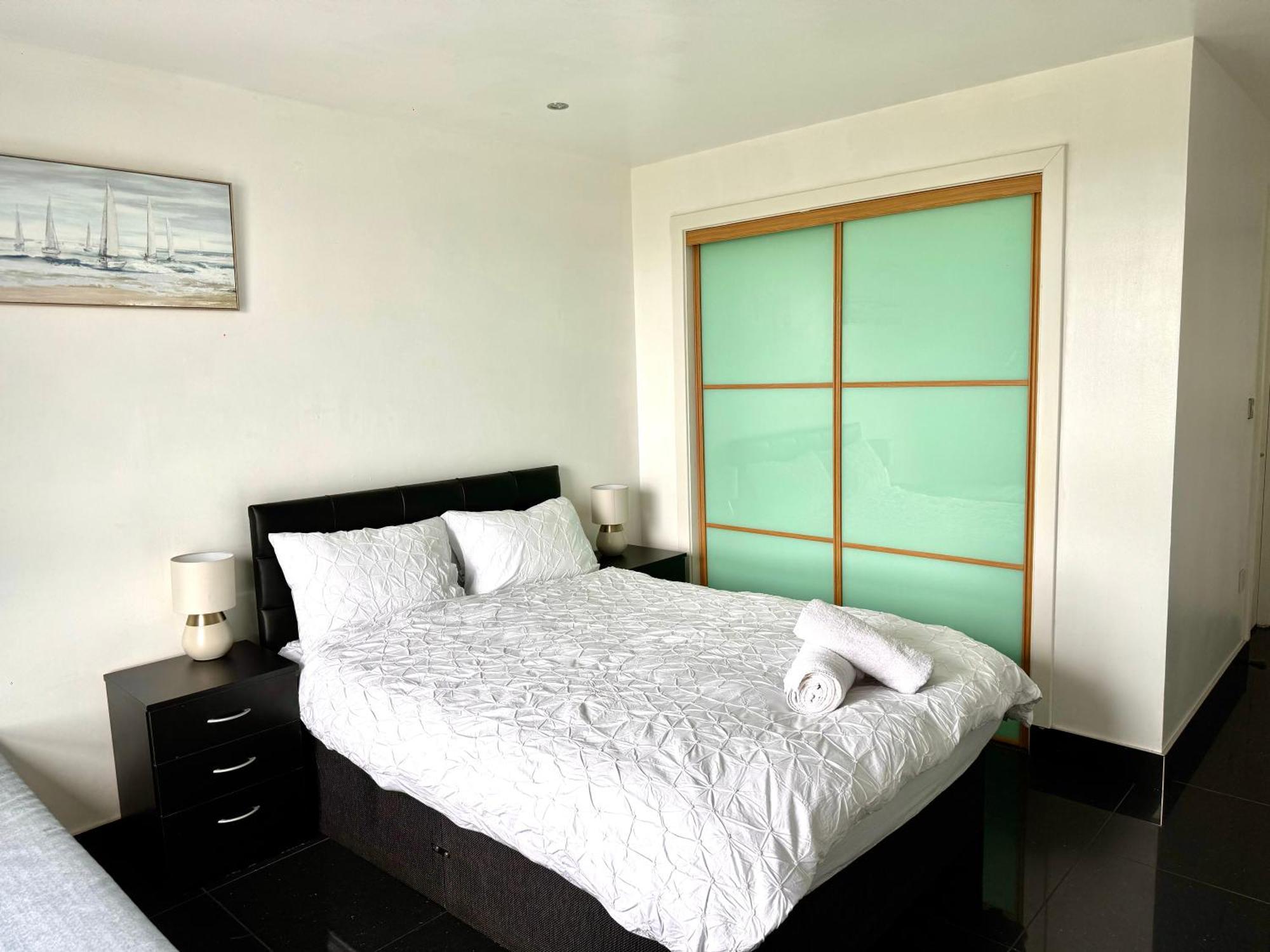 Ocean Park Apartments - Oceanfront - Free Parking And Fast Wifi 爱丁堡 外观 照片